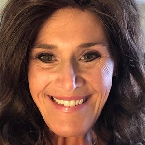 Meet your Posher, Lynne